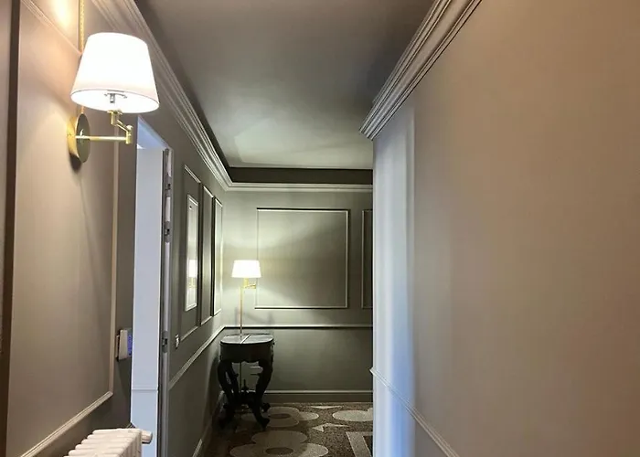 Dimora Liberty Bed & Breakfast 3*