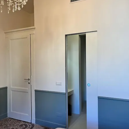 Dimora Liberty Bed and Breakfast 3*